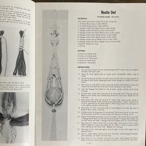 Pair of kitschy vintage 1970s crafting booklets - mod world crafts and macramé - Picture 5 of 10